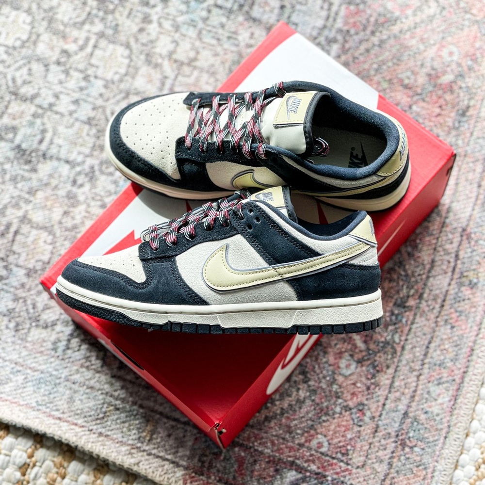Nike Dunk Low LX Women’s 8.5 Black/Team Gold/Coconut Milk